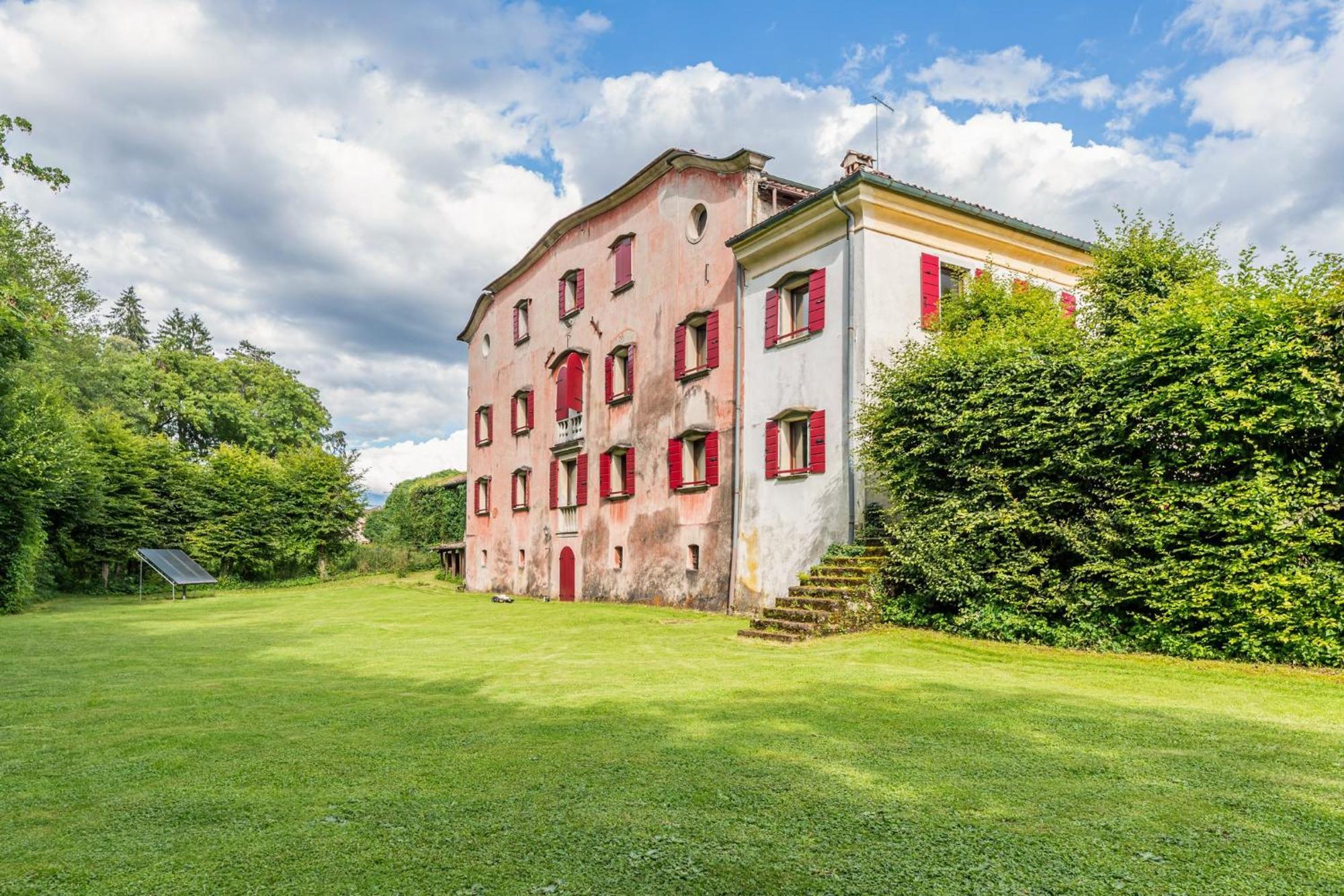 Belluno Timeless Charm - Stunning Aparment In Villa Zewnętrze zdjęcie